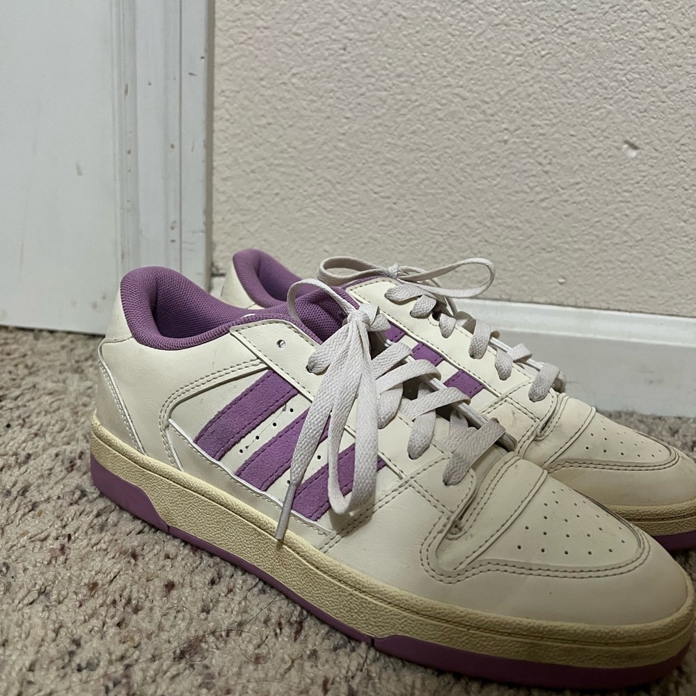 Adidas Cream and Purple Casual Sneakers